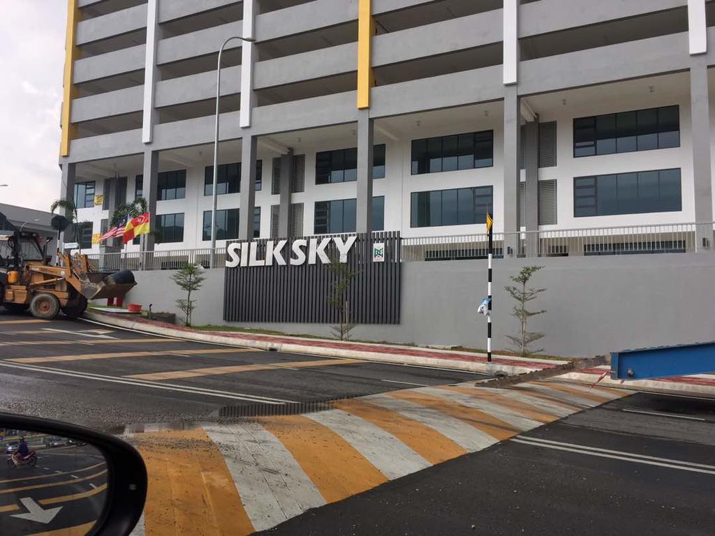 Silk Sky Residence Seri Kembangan Exterior photo